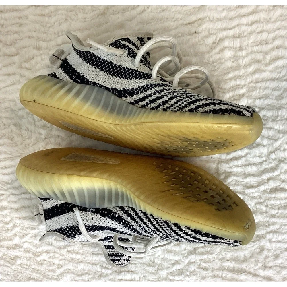 Adidas Yeezy Shoes V2 Boost 350 Men's Size 7 Low Zebra, Moderate Wear